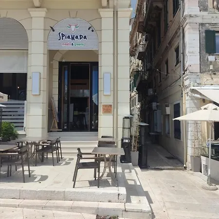 Lejlighed Chrysa's Studio Liston Corfu *